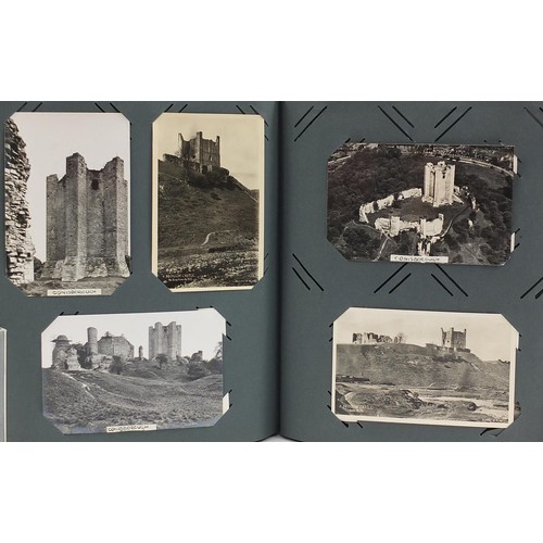 734 - Album of Great Britain Castle postcards, approximately 300