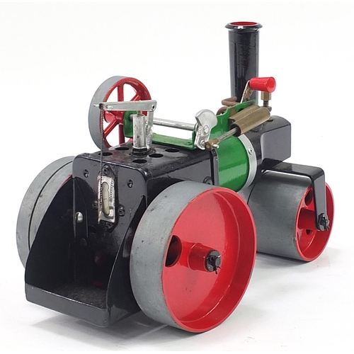 1472 - Vintage Mamod steam tractor, 23cm in length