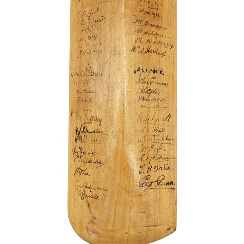 405 - R. G. Paget & Son Ltd The Suprex full size cricket bat with autographs including F.L. Gunn, J.B. Hob... 