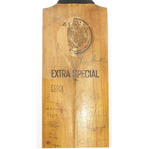 406 - Stuart Surridge & Co Rapid Driver Perfect full size cricket bat with Australia and Essex autographs ... 