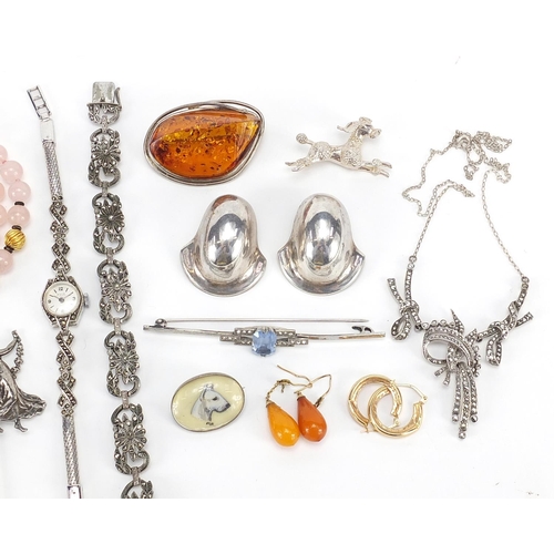 2159 - Antique and later jewellery including a pair of 9ct gold butterscotch amber coloured drop earrings 1... 