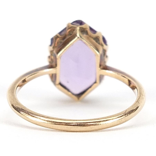 1915 - 9ct gold amethyst ring, size P/Q, 2.7g