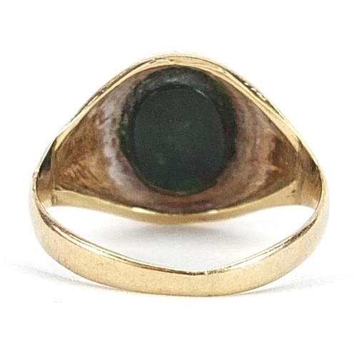 1970 - 9ct gold black onyx signet ring, size G, 1.6g