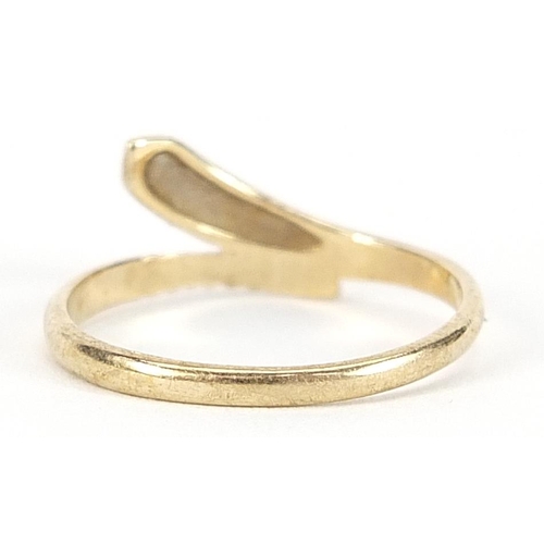 2086 - 9ct gold serpent ring, size N, 1.5g