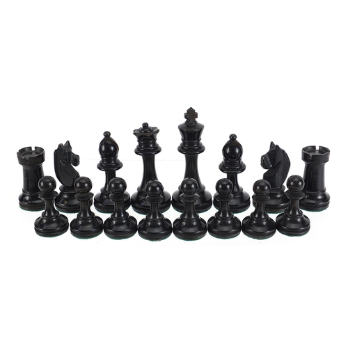 1366 - Manner of Jaques, Staunton pattern boxwood and ebony chess set with weighted bases, the largest piec... 