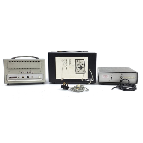 916 - Vintage radio/audio equipment comprising Avo RF signal generator type HF133, Marconi universal bridg... 