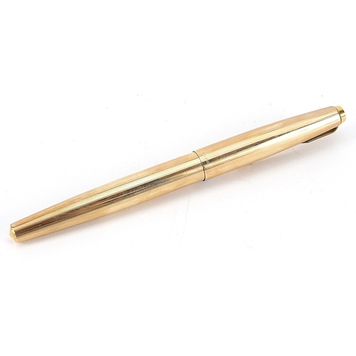 184 - Parker gold plated fountain pen with 14k gold nib and fitted case