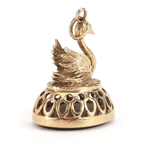 1728 - 9ct gold intaglio seal fob in the form of a swan, engraved with at gladiator head, 2.8cm high, 8.6g