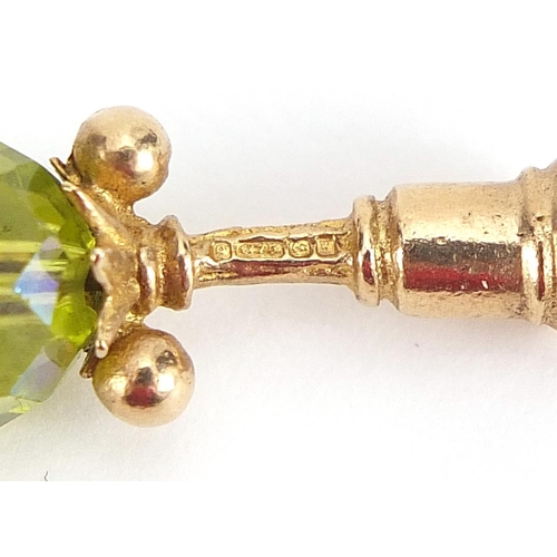 1749 - 9ct gold and green crystal street lantern charm, 3cm high, 3.1g