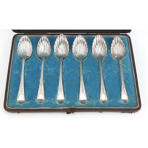 2231 - Matched set of six Georgian silver teaspoons with shell shaped bowls housed in a velvet and silk lin... 