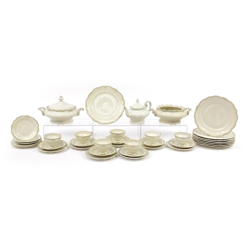 1292A - Rosenthal, German Pompadour dinner and teaware including lidded tureen, teapot, teacups and saucers,... 