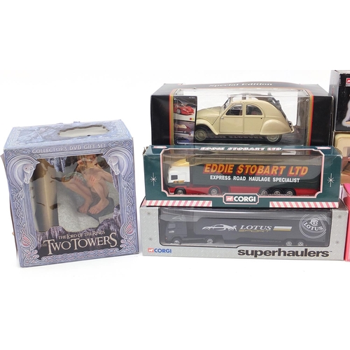 1044 - Six diecast vehicles with boxes and The Lord of the Rings The Two Towers Gollum DVD gift set includi... 