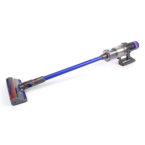 607 - Dyson V11 Absolute cordless vacuum cleaner with a Dyson box