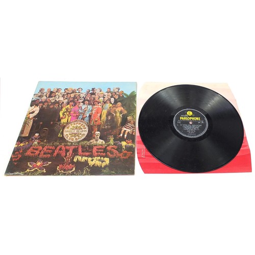 1391 - Seven Sgt Pepper's Lonely Hearts Club Band vinyl LP records by The Beatles, six mono, one stereo, ea... 