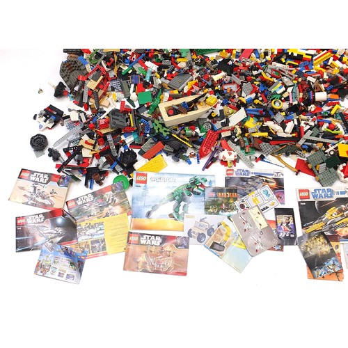 1340 - Large collection of vintage and later Lego, some boxes, total weight with boxes approximately 20.5kg