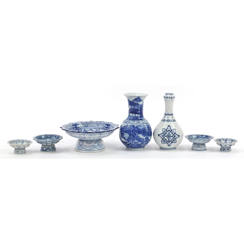 1133 - Chinese blue and white porcelain including garlic head vase and five pedestal dishes hand painted wi... 