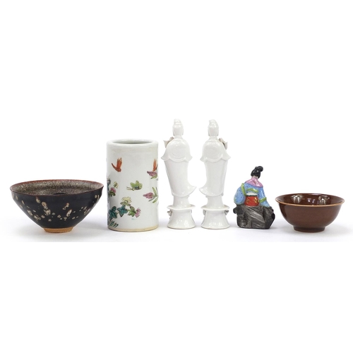 959 - Chinese porcelain including a cylindrical brush pot hand painted in the famille rose palette, bowl h... 