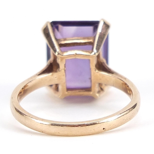 1991 - 9ct gold amethyst ring, size N, 3.9g