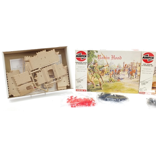 1355 - Two Airfix series 6 model kits with boxes comprising Fort Apache and Robin Hood Sherwood Castle and ... 