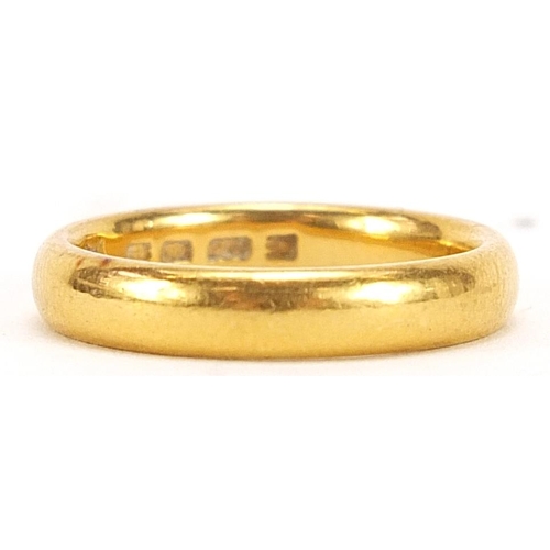 1724 - 22ct gold wedding band, size K/L, 5.7g