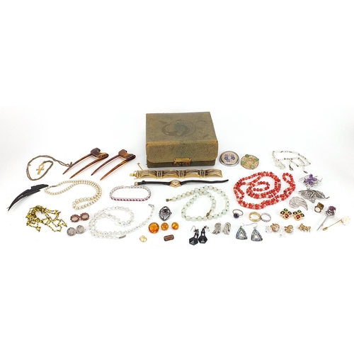 2155 - Vintage and later costume jewellery including rings, brooches, necklaces and faux tortoiseshell hair... 