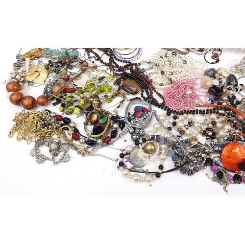 694 - Large collection of costume jewellery and wristwatches, some silver, including necklaces, brooches, ... 