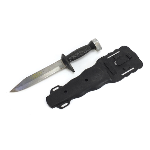 2374 - Pic diver's knife with sheath and steel blade numbered 12515