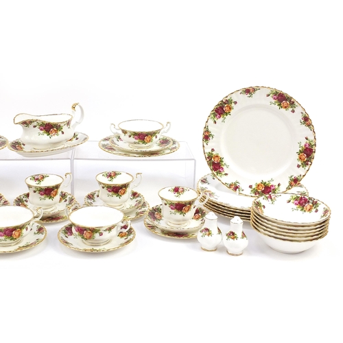 586 - Royal Albert Old Country Roses dinner/teaware including cake stand, trios and dinner plates, the lar... 