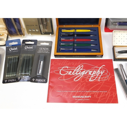 191 - Vintage and later pens and accessories including Parker, Sheaffer and Conway Stewart