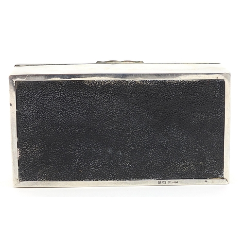 2216 - Henry Matthews, George V rectangular silver cigar box with engine turned decoration, Birmingham 1919... 