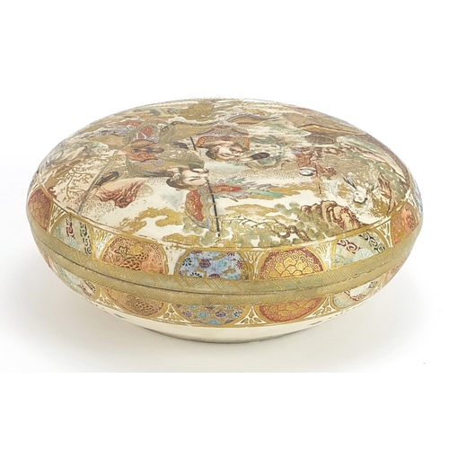 157 - Japanese Satsuma pottery box and cover hand painted with figures and warriors, 17cm in diameter