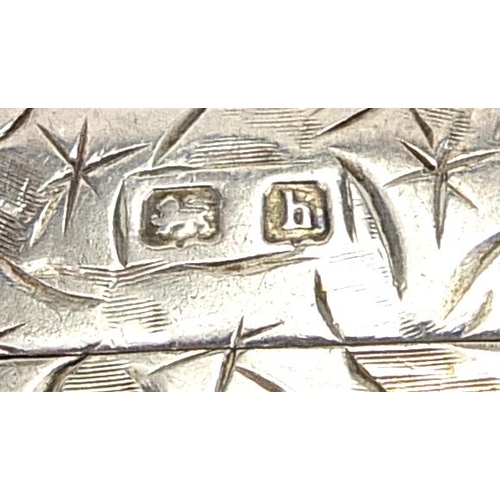 2253 - Two Edwardian silver vestas with engraved decoration, Birmingham 1906 and 1907, the largest 5cm high... 