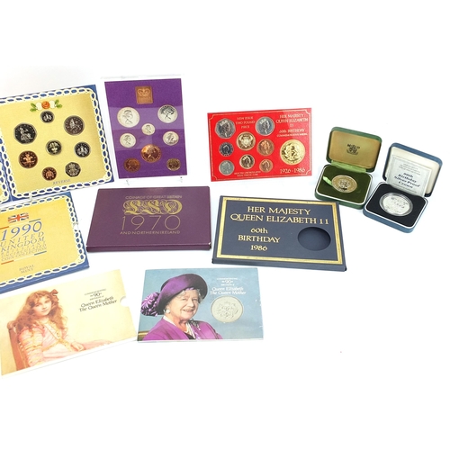 1632 - British and world coinage including silver proof 90th Birthday crown and two 1999 uncirculated coin ... 