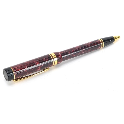 104 - Parker Duofold red marbleised ballpoint pen with case