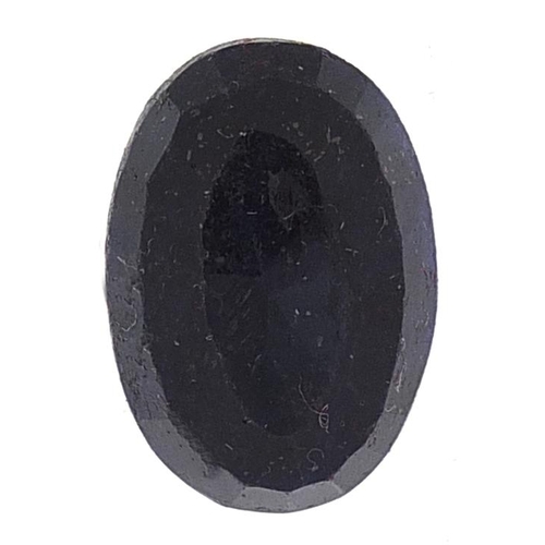 2046 - Oval blue sapphire gemstone with certificate, approximately 19.700 carat