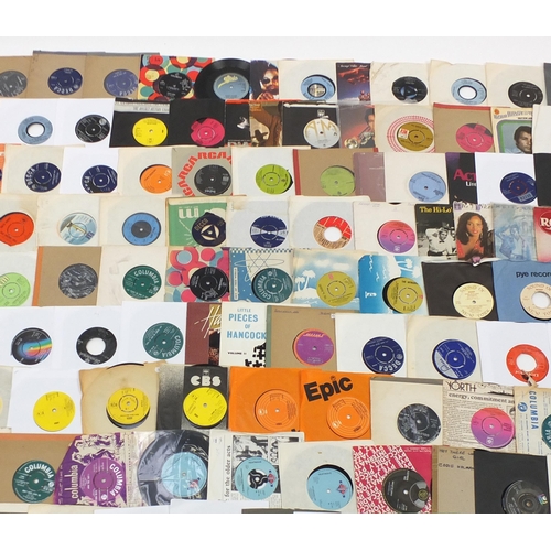 1445 - Collection of 45rpm records including Simon & Garfunkel, Tina Turner, Barbara Streisand, Elvis Presl... 