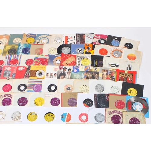 1444 - Collection of 45rpm records including The Beatles, Elvis Presley, The Bee Gees, Chubby Checker, Chas... 