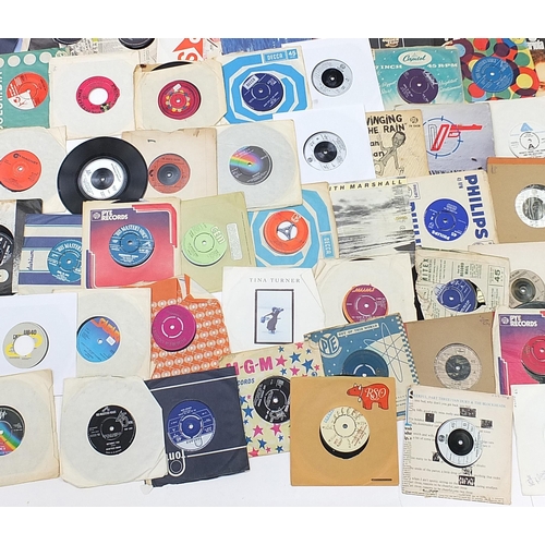 1437 - Collection of 45rpm records including Hot Chocolate, Slade, Buddy Holly, Gary Glitter, Status Quo, W... 