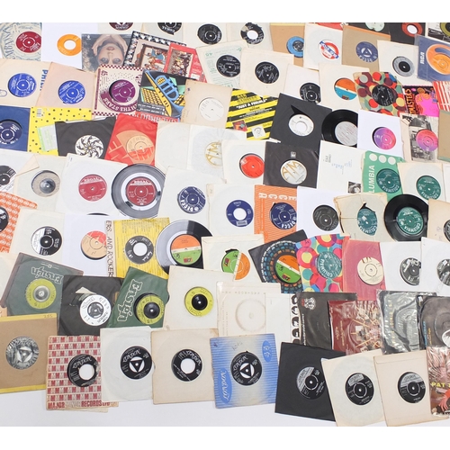 1449 - Collection of 45rpm records including Freddie Mercury, The Bee Gees, Shirley Bassey, The Bachelors, ... 