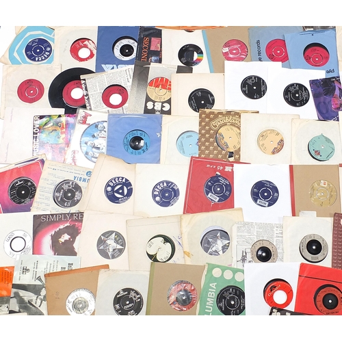 1450 - Collection of 45rpm records including Ringo Starr, Simply Red, Elvis Presley and Rod Stewart