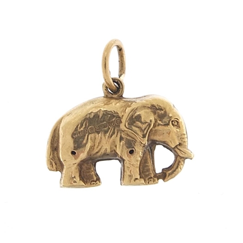 2079 - 9ct gold elephant charm, 1.6cm wide, 0.9g