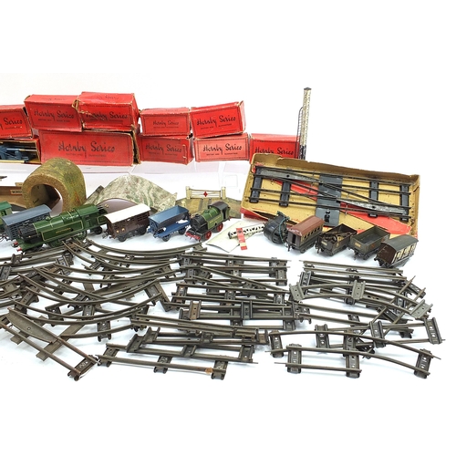 1333 - Hornby O gauge model railway locomotives and accessories, some with boxes including Southern 329 loc... 