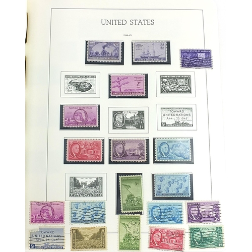 1539 - Collection of USA stamps arranged in an album including some mint