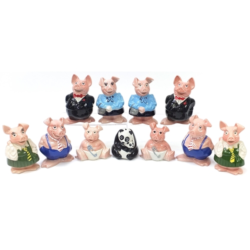 1293A - Two sets of five Wade Natwest pig money banks and panda money bank, the largest 19cm high