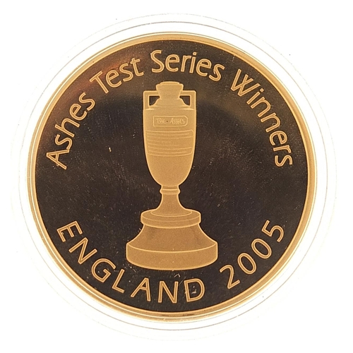 1556 - 22ct gold England's Ashes Victory commemorative medal by The Royal mint with box and certificate, li... 