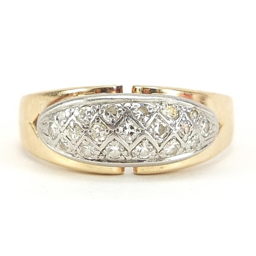 1814 - 14ct gold diamond cluster ring, size R, 4.4g