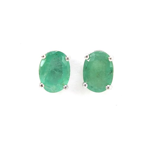 1723 - Pair of silver emerald stud earrings, 8mm high, 1.6g