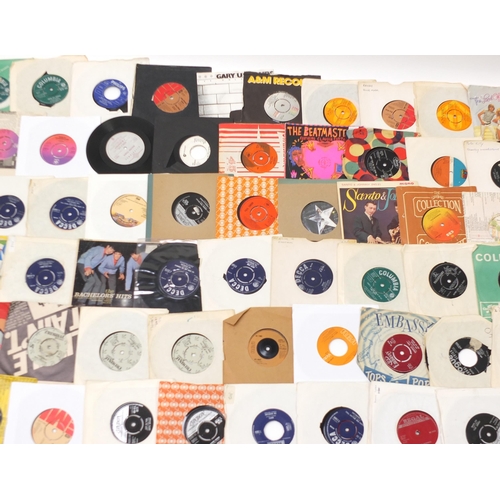 1449 - Collection of 45rpm records including Freddie Mercury, The Bee Gees, Shirley Bassey, The Bachelors, ... 