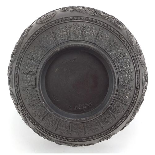 600 - Wedgwood black basalt bowl decorated with maidens and foliage, 13cm in diameter