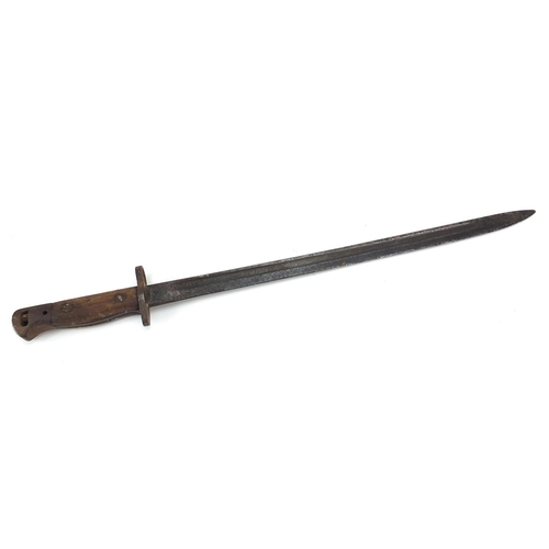 1395 - British military interest 1907 pattern bayonet, 55cm in length